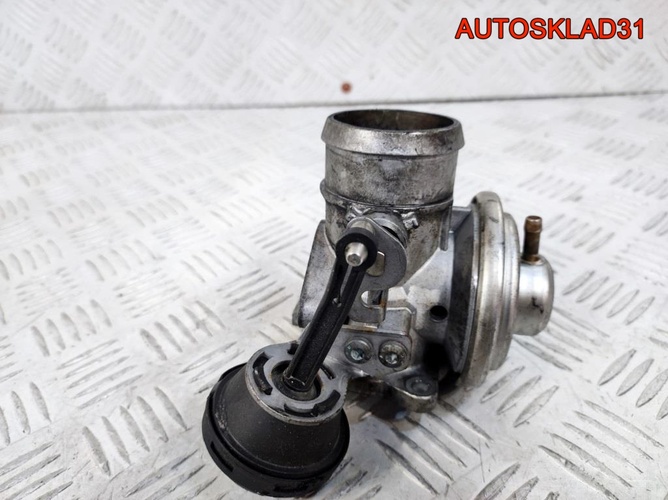 Клапан EGR VW Passat B5 038129637B Дизель