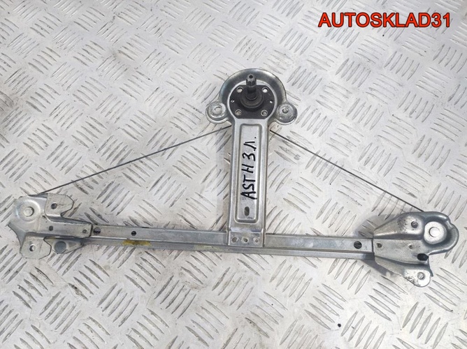 Стеклоподъемник задней левой Opel Astra H 13100420