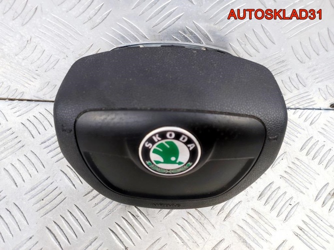 Подушка безопасности в руль Skoda Fabia 5J0880201H