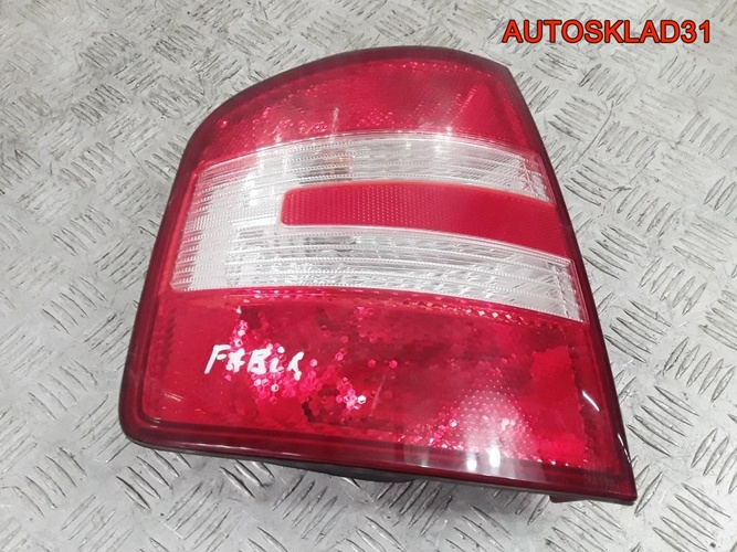 Фонарь задний левый Skoda Fabia 6Y9945095E
