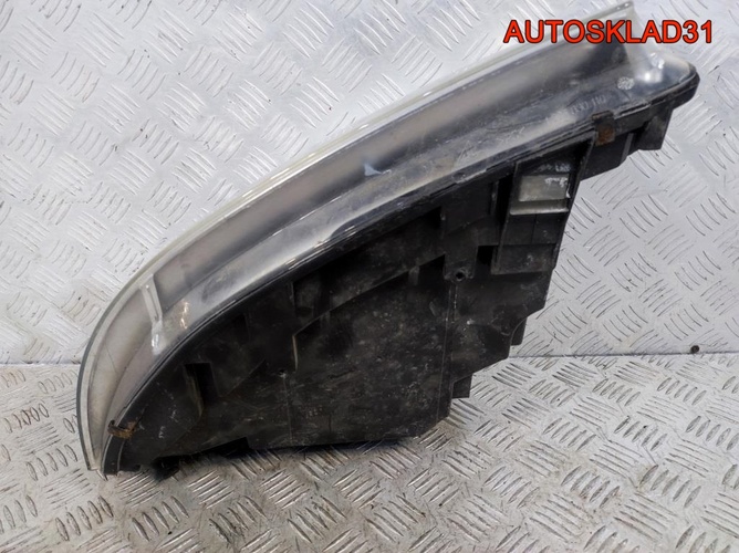 Фара правая Volkswagen Transporter T5 7H1941016N