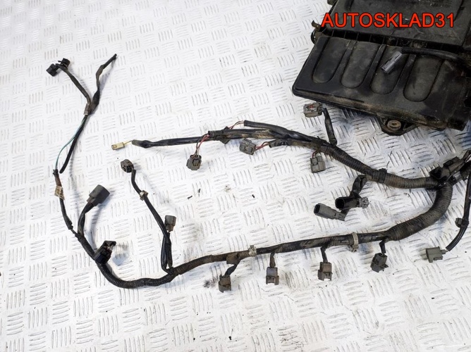 Блок ЭБУ с косой Mazda 3 BK 1,3 ZJ 1001407150