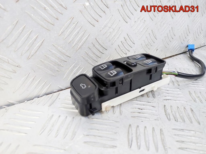Блок стеклоподъёмников Mercedes W203 A2038200110