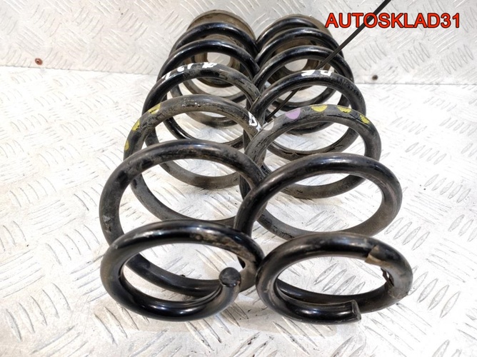 Пружина задняя комплект VW Passat B6 3C0511115AE