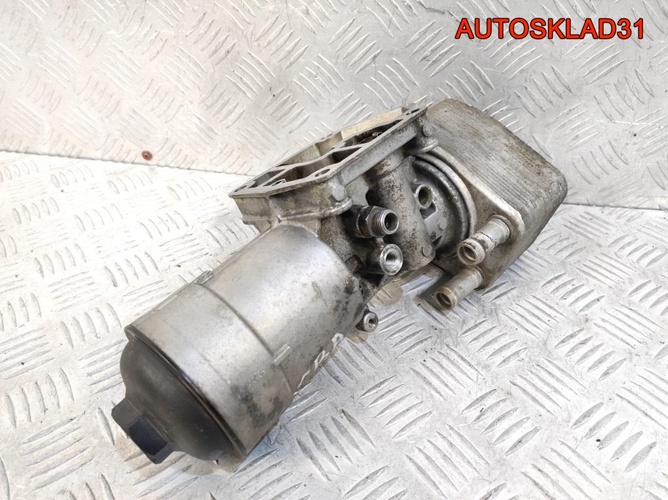 Корпус масляного фильтра VW Passat B6 045115389H
