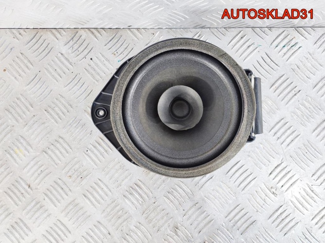 Динамик задней двери Opel Astra J 13308350