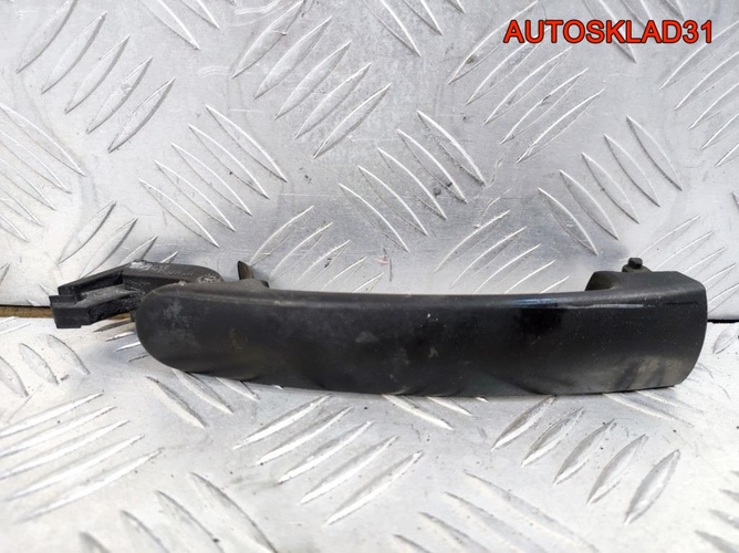 Ручка двери наружная Volkswagen Golf 5 3B0837207