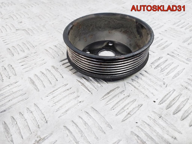 Шкив помпы Hyundai Starex H1 2.5 D4CB 252214A000
