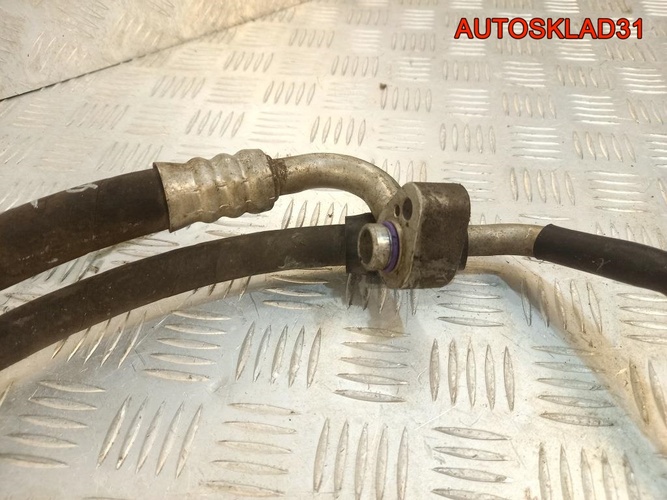 Трубка кондиционера VW Passat B5+ 3B0260704Q