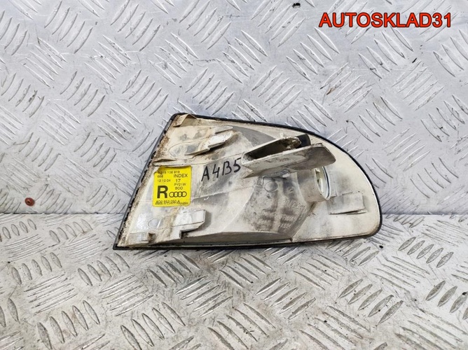 Указатель поворота правый Audi A4 B5 8D0953050A
