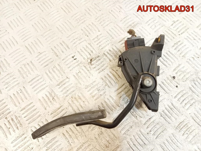 Педаль газа Opel Omega B 9226944