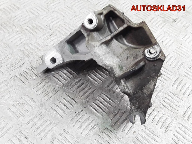 Кронштейн генератора Ford Mondeo 2 98BB10039AC