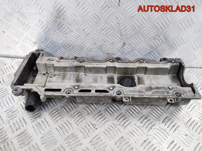 Крышка головки клапанная Opel Zafira A 13101754