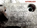 Кронштейн генератора VW Passat B6 BLR 06F903143F (Изображение 5)