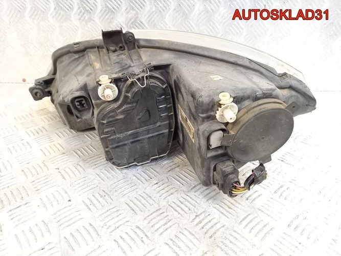 Фара правая Seat Altea 2004-2015 5P1941006A