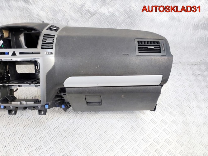 Торпедо Голое Opel Zafira B 13206043