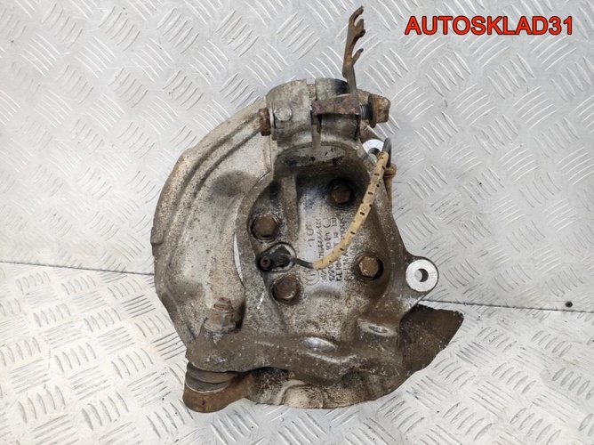 Кулак поворотный перед правый BMW E90 31216764444