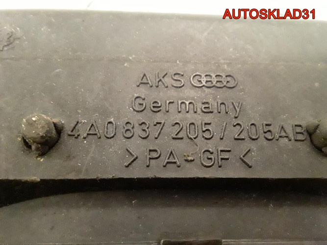 Ручка двери передней левая Audi A6 C4 4A0837205