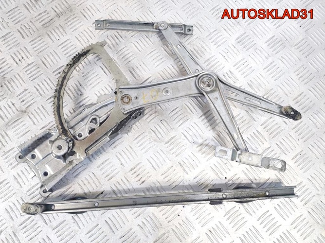 Стеклоподъемник перед правый Opel Astra H 13100418