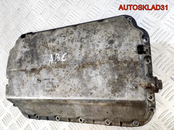 Поддон двигателя Audi A6 C4 2,6 ABC 078103604F