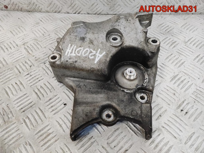 Кронштейн двигателя правый Opel Insignia 55566020