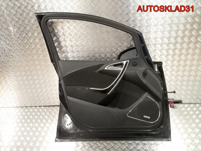 Дверь передняя левая Opel Astra J 13285606