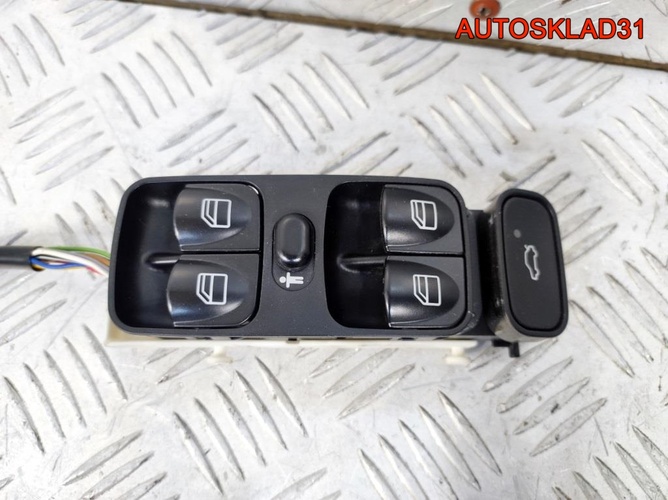 Блок стеклоподъёмников Mercedes W203 A2038200110