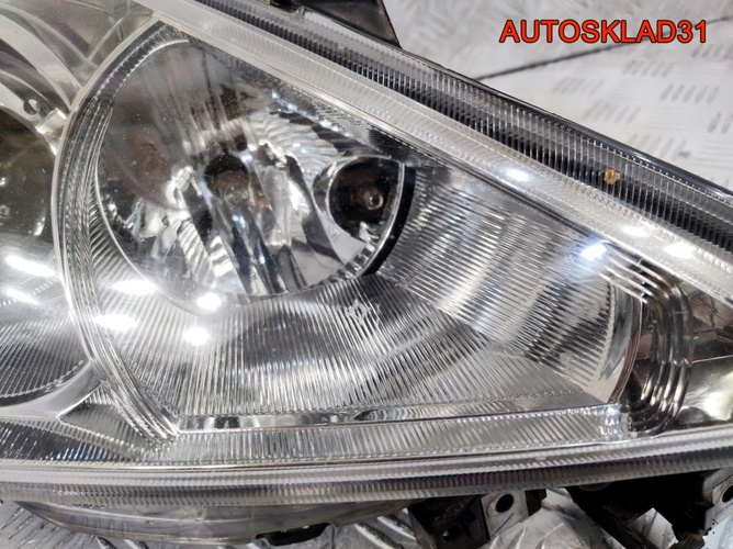 Фара правая Mazda 5 CR C23551030