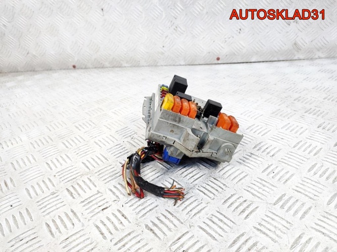 Блок предохранителей Fiat Croma 2 Z18XER 51738105