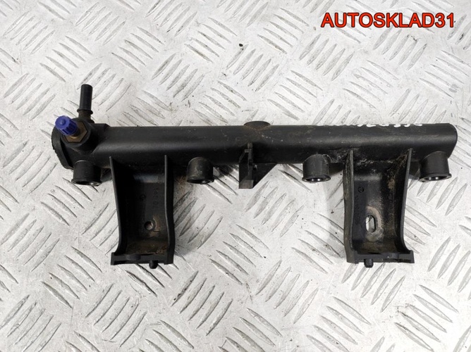 Рейка топливная Peugeot 307 1,6 NFU 9650764780