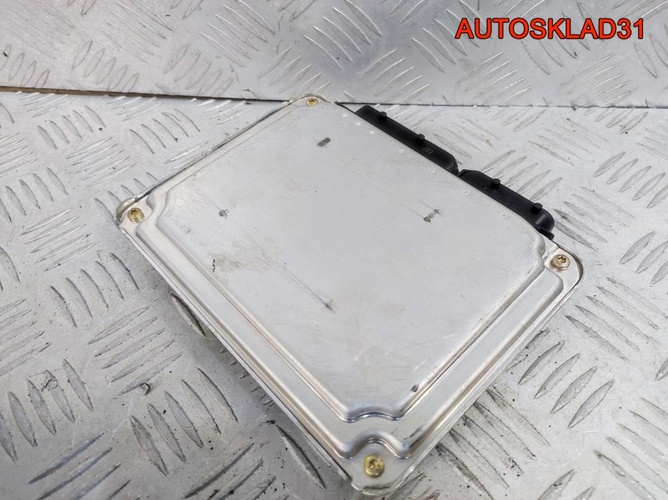 Блок эбу Audi A4 B6 3,0 ASN 8E0909559H Бензин