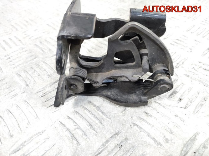 Замок капота Mercedes Benz W203 A2038800264