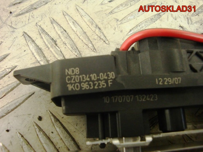 Радиатор отопителя элект. VW Раssаt В6 1K0963235F