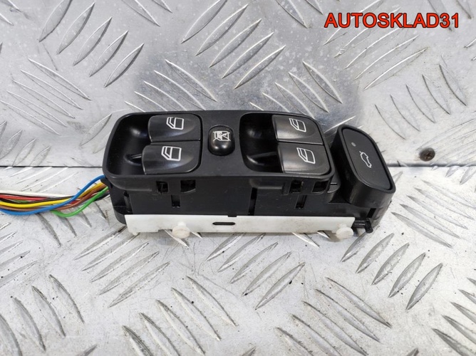 Блок стеклоподъёмников Mercedes W203 A2038210679