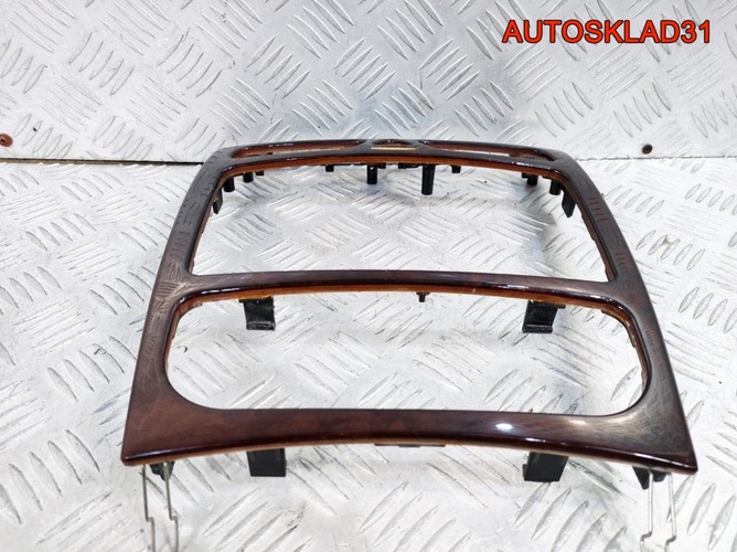 Накладка декоративная Mercedes W203 A2036804639