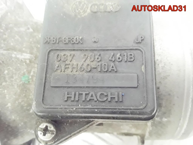 Расходомер воздуха бу на Ауди А4 Б5 037906461B