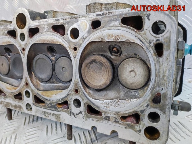 Головка блока Audi A4 B5 1,6 AHL 050103373