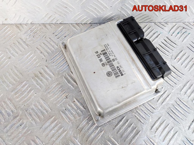 Блок Эбу Volkswagen Passat B5 1,8 ANB 4B0906018AG