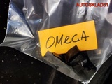 Шумоизоляция капота Opel Omega B Рестайлинг (Изображение 4)