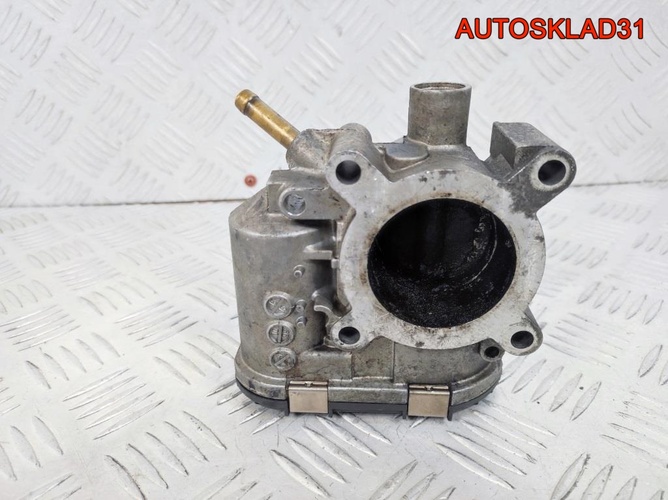 Заслонка дроссельная VW Polo 1,0 AUC 030133062A