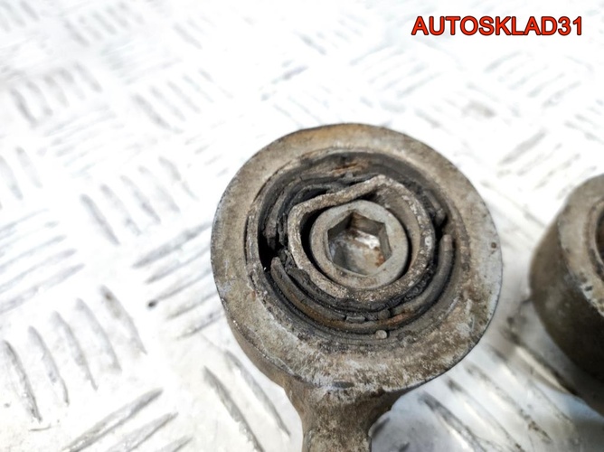 Стойка переднего стабилизатора Mercedes W211