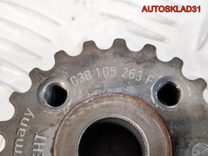 Шестерня коленвала  VW Sharan 1,9 AUY 038105263F