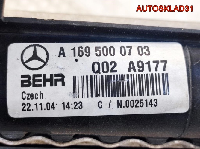 Кассета радиаторов Mercedes Benz W169 1695000303