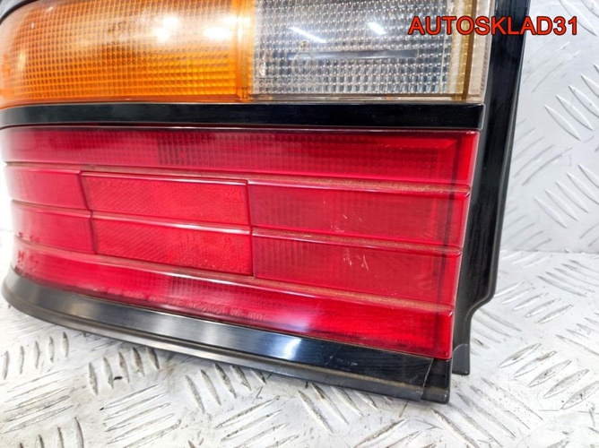 Фонарь задний левый Mitsubishi Galant E3 0438529L