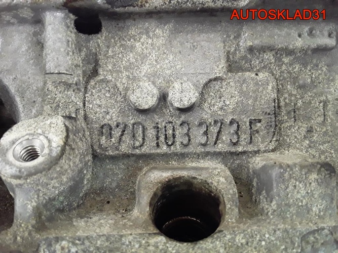 Головка блока левая VW Passat B5+ BDN 07D103373F