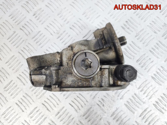 Кронштейн масляного фильтра Audi A4 B7 06B115417F