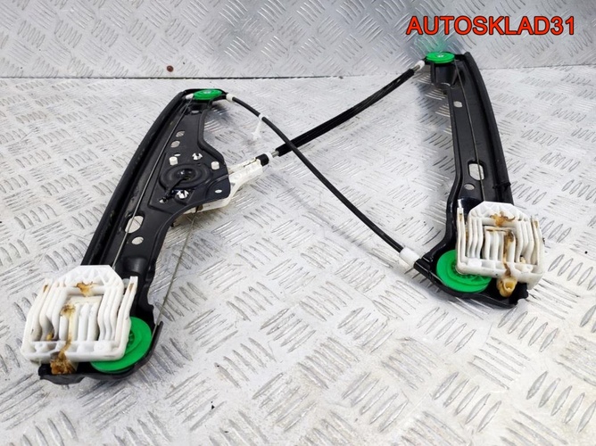 Стеклоподъемник передний левый BMW E90 51337140587