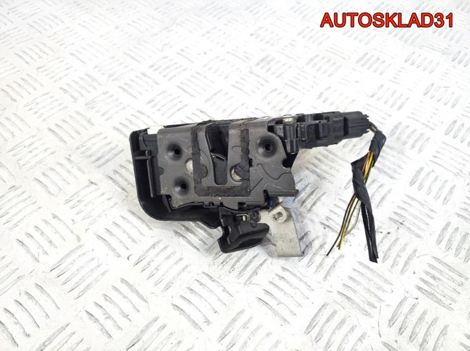 Замок двери задней левой Ford Focus 2 4M5AA26413BC