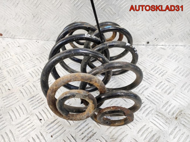 Пружина задняя Volkswagen Passat B5 3B0511115D