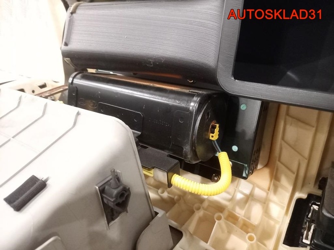 Торпедо Kia Cerato 847102F050GW
